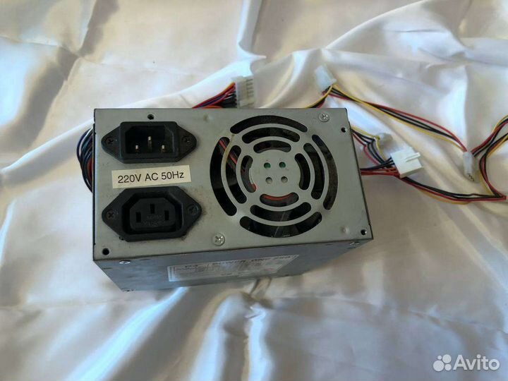 Блоки питания для компьютера 4 штуки