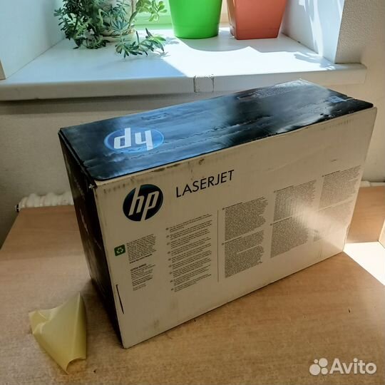 Оригинальный картридж hp Q7516A