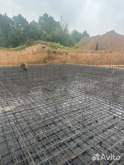 Бригада строителей