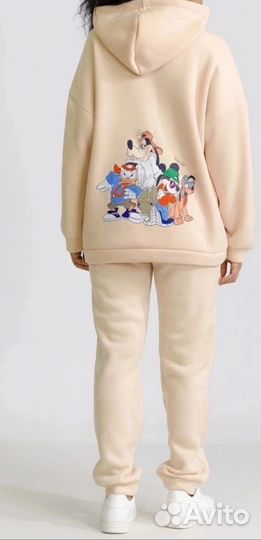 Спортивный костюм женский