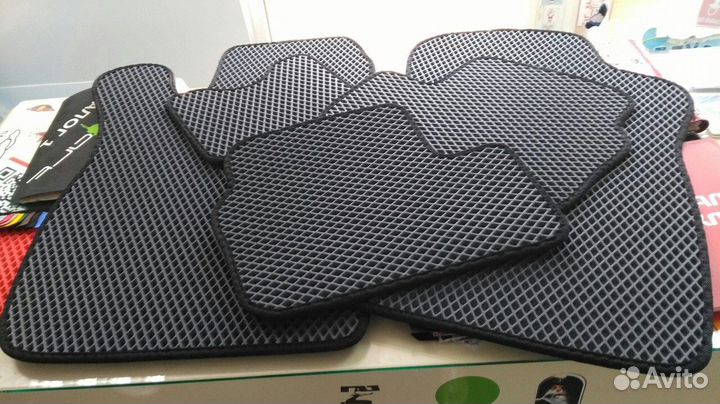 Коврики на пол /1118, 2190 Гранта/ черные EVA