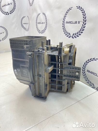 Корпус мотора печки Mazda Mpv 2.5 GY-DE 2001