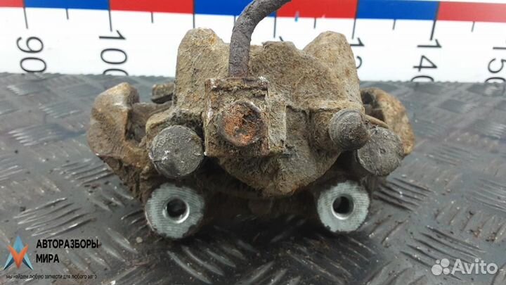 Суппорт задний правый Jeep Grand Cherokee