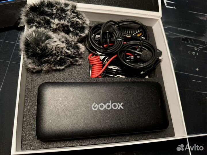 Godox Movelink ii M2 с запасными петличками