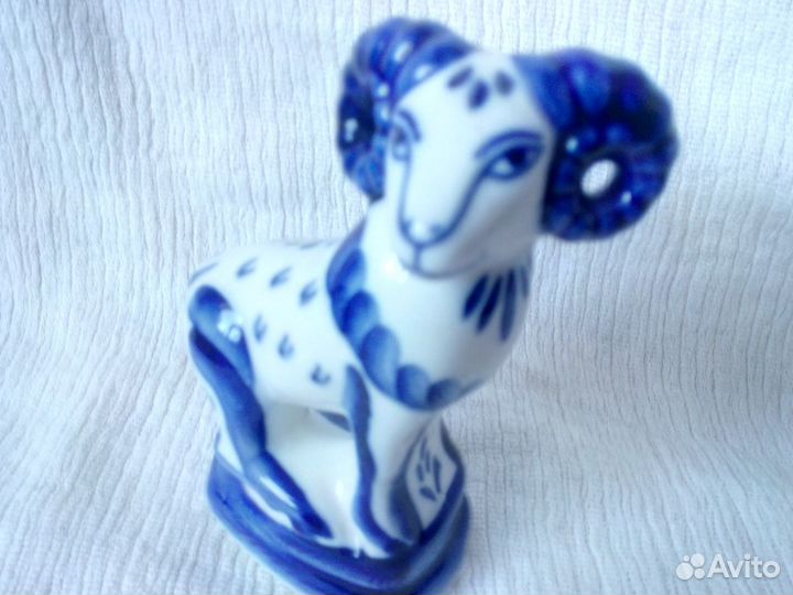 Статуэтка горный баран