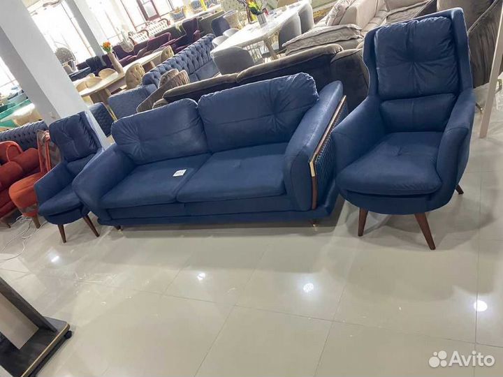 Диван с креслами