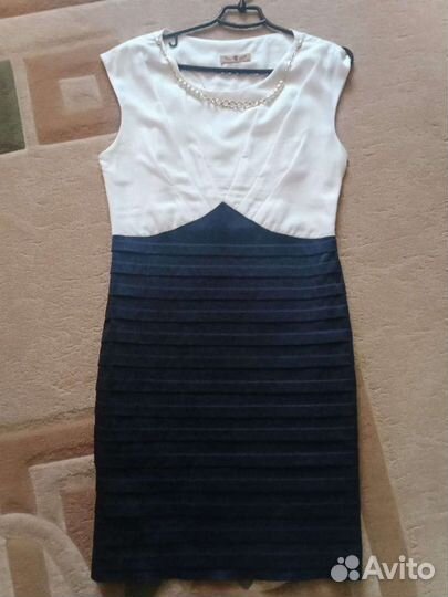 Платье 46 размера