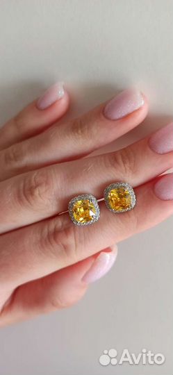 Серьги гвоздики