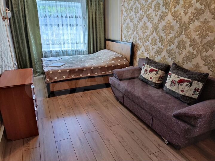 2-к. квартира, 50 м², 1/5 эт.