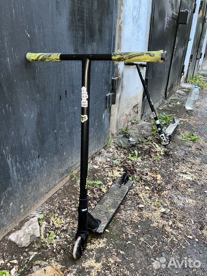 Трюковой самокат tech team voodoo