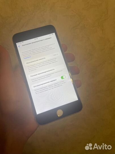 Телефон iPhone 8 plus 64