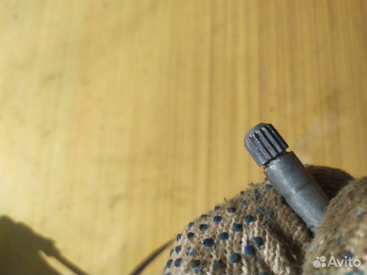 Стеклоподъемник механический задний левый Ford