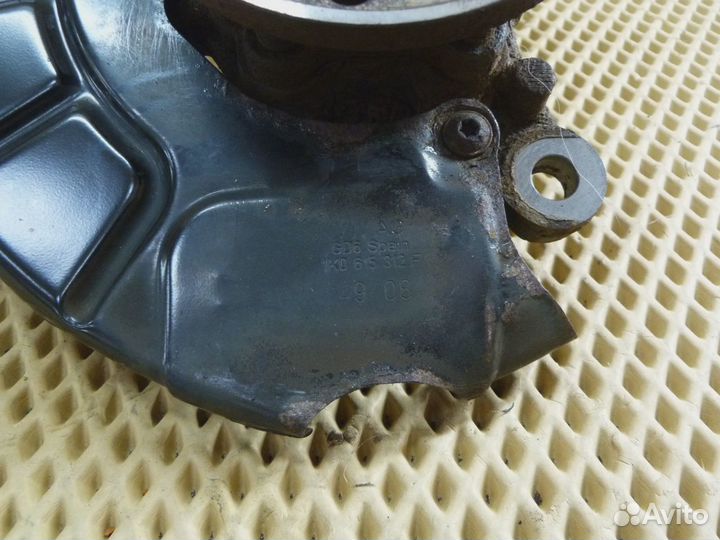 Кулак поворотный передний правый VW Tiguan 2007-2011 (1K0407256AA)