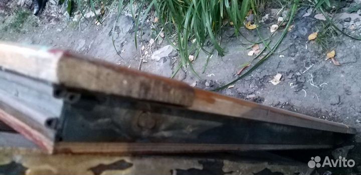 Металлическая дверь бу