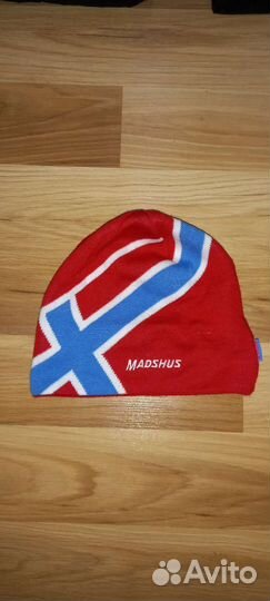 Спортивная шапка