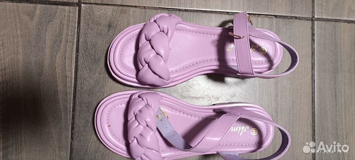 Босоножки женские 40