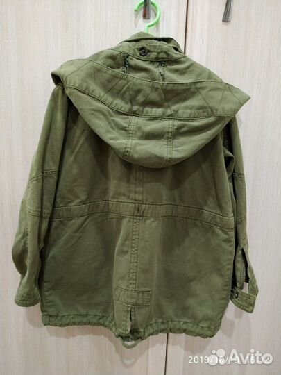 Куртка и джинсы