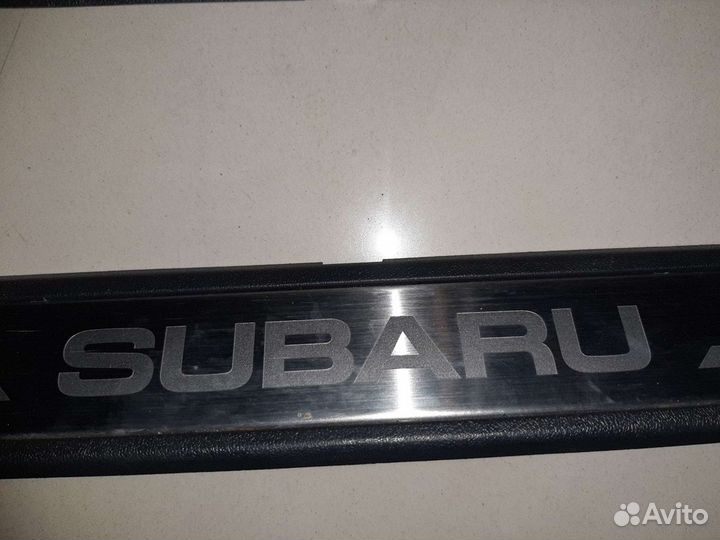 Накладка порога Субару Импреза GH 2008-2012г.в