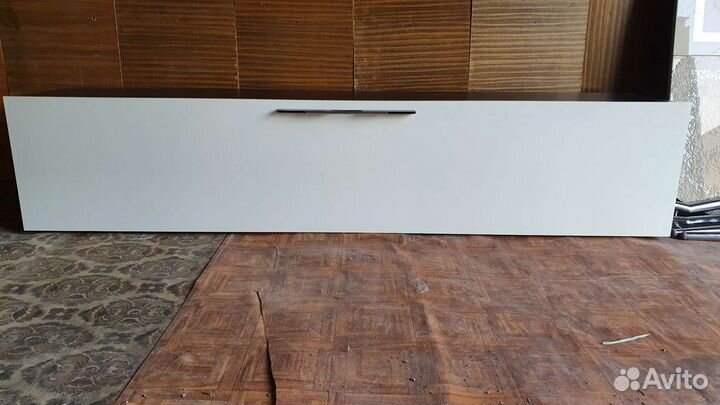 Шкафчик навесной