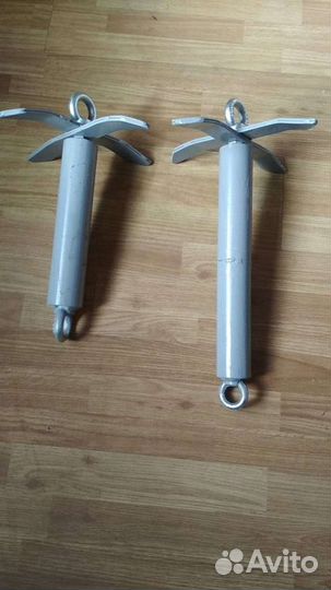 Якорь для лодки