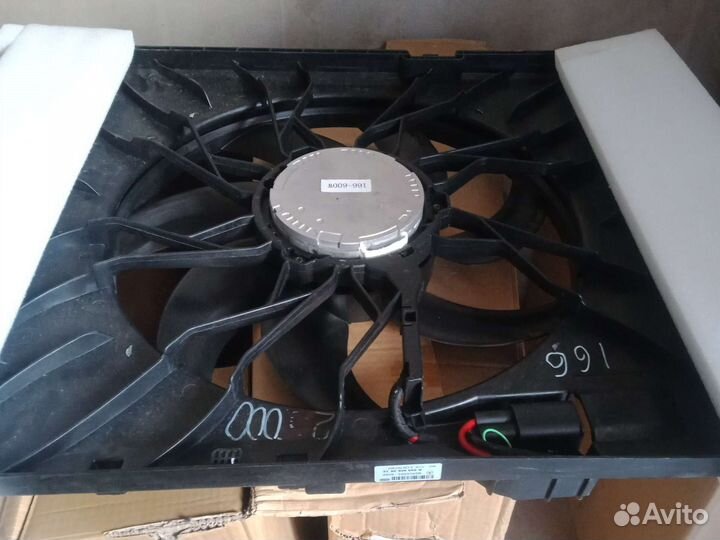 Вентилятор на Мерседес ML-166