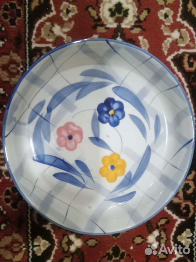 Блюдо из керамики