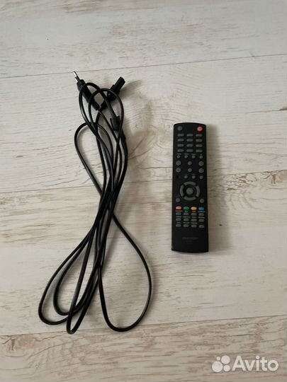 Телевизор Sharp LC-32SH7RU-BK