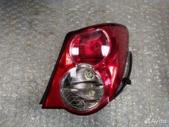 Фонарь правый Chevrolet Aveo седан 2011 - 2015