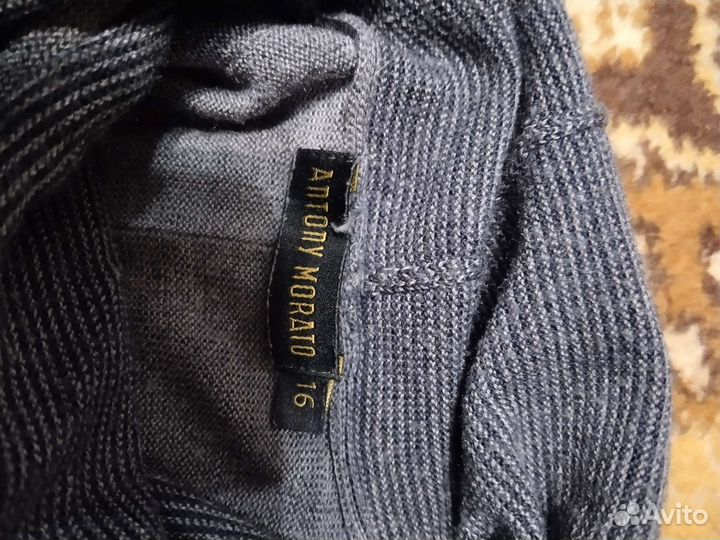 Кардиган для мальчика 10-12 лет. Morato