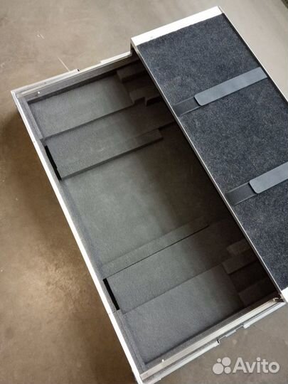 Кейс для dj-контроллера Traktor S4 +два Traktor F1