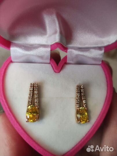Золотые серьги