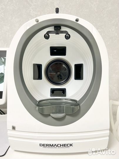 Аппарат Dermacheck для диагностики кожи лица