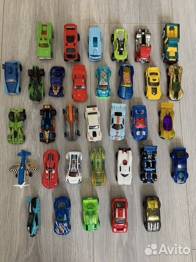 Машинки хот вилс hot wheels