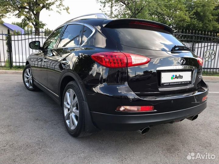 Infiniti QX50 2.5 AT, 2015, 106 830 км