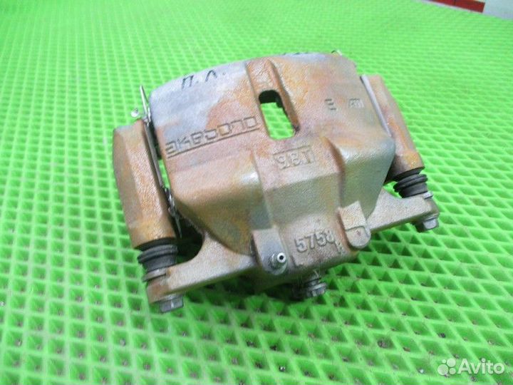 Суппорт передний левый Nissan Qashqai 2 (J11)