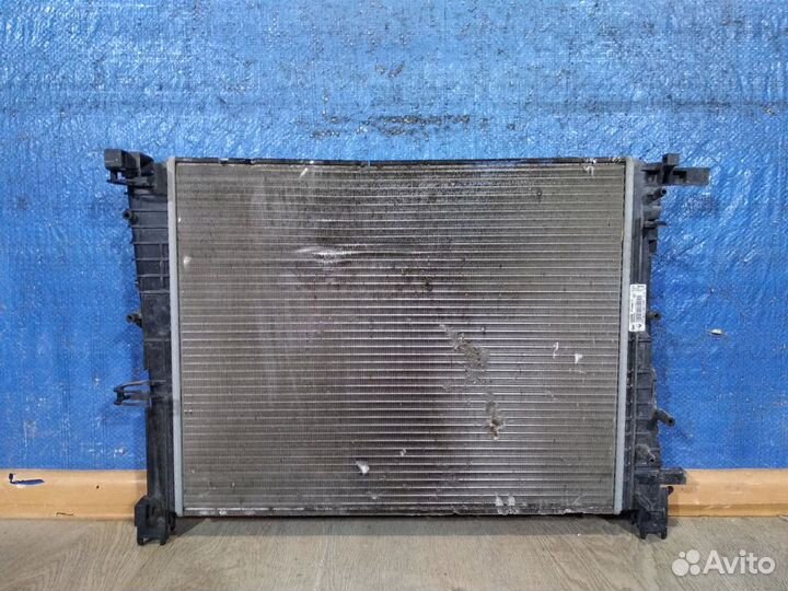 Радиатор двс Logan 2
