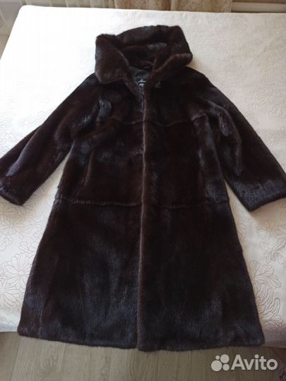 Шуба норковая с капюшоном 44 46