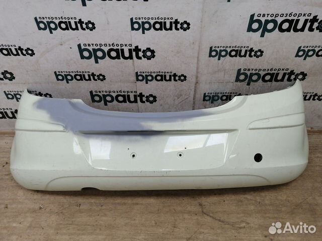 Бампер задний под маленький вырез выхлтрубы бп