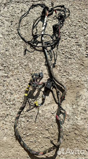 Коса салона пол на бак Jeep Grand Cherokee ZJ