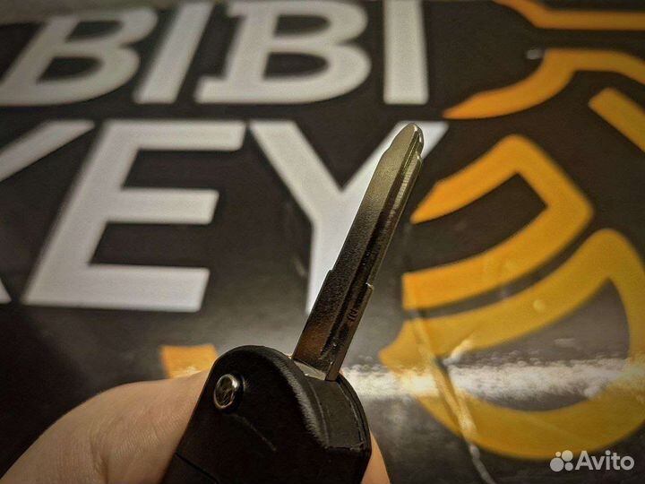 Корпус выкидного ключа мазда