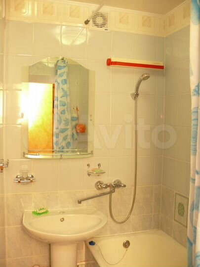 2-к. квартира, 45 м², 4/9 эт.