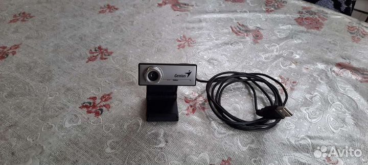 Веб-камера Genius