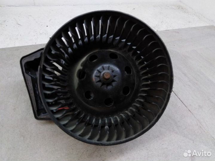 Моторчик печки Мерседес