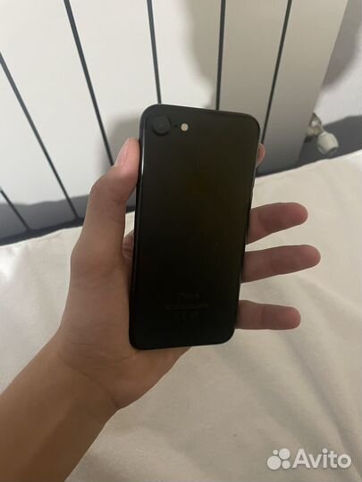 iPhone 7, 32 ГБ
