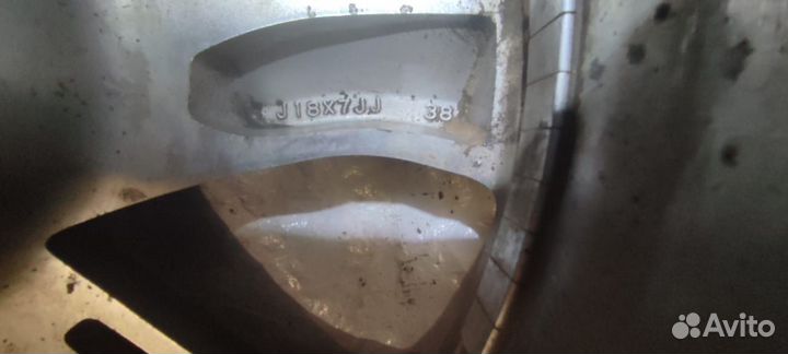 R18 Maxxis Victra Sport VS5 235/45, PCD 5x108 DIA 56.1