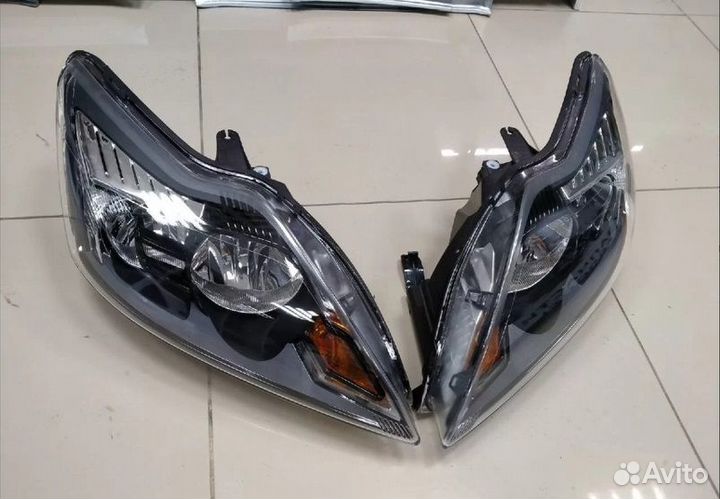 Фары Ford Focus 2 рестайлинг новые аналог