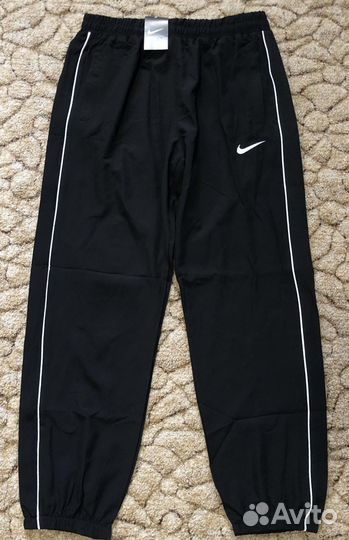 Штаны Nike