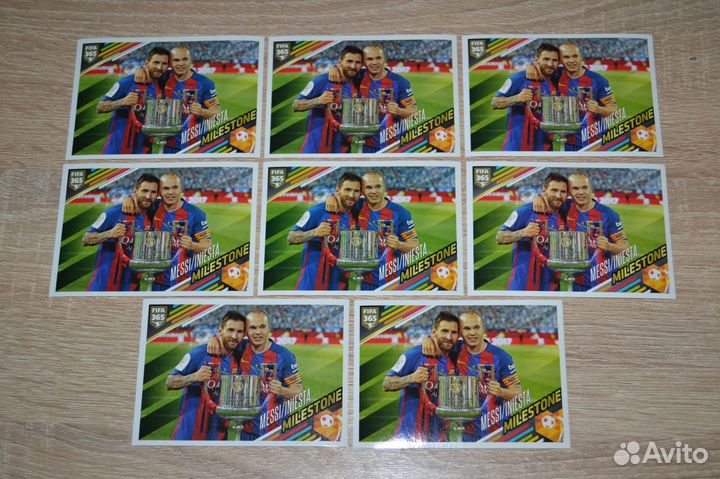 Lionel Messi: разные наклейки и карточки от Panini