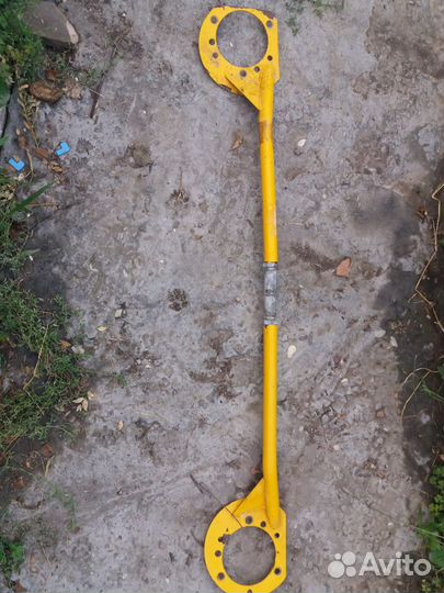 Распорка и задняя полка ваз 2109/2114