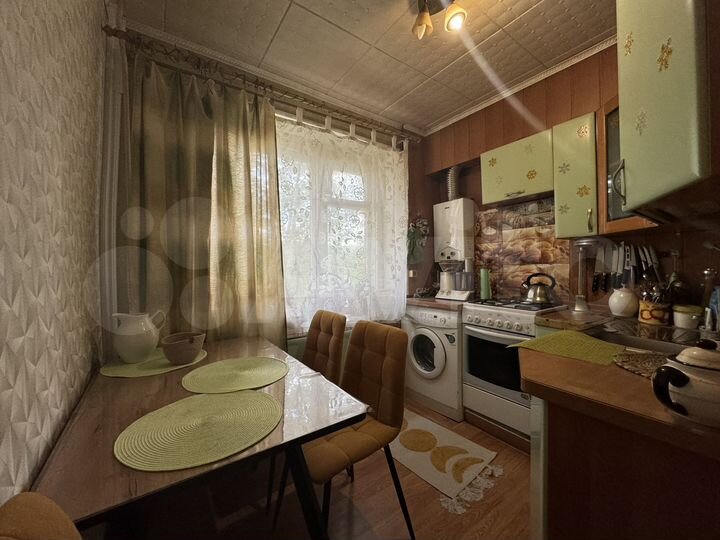 4-к. квартира, 60,9 м², 2/5 эт.